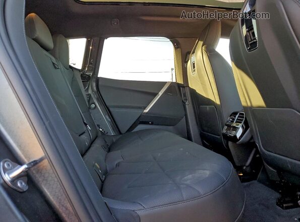 WB523CF04RCN74259 2024 BMW IX Gray Vista del compartimento del motor