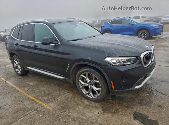 5UX43DP04R9W98822 2024 BMW X3 Черный Вид спереди
