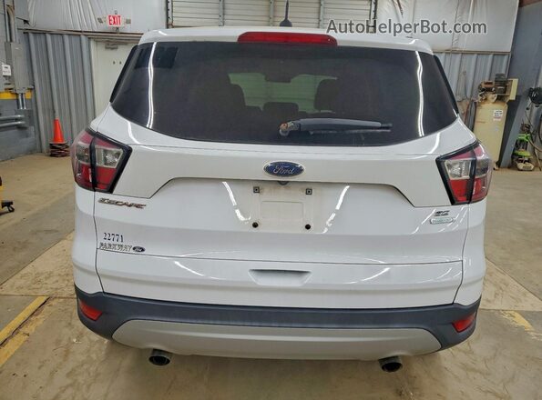 1FMCU0GD3HUB82724 2017 FORD ESCAPE White Սալոնի դիմացի տեսք