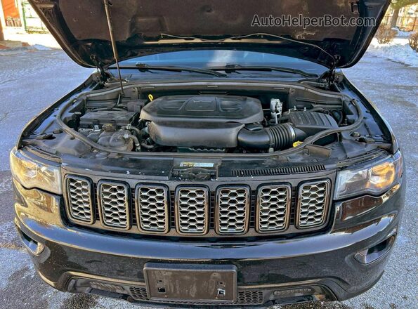 1C4RJFAG7KC727625 2019 JEEP GRAND CHER Черный Вид салона спереди