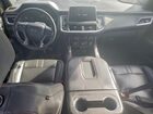 2021 Chevrolet Suburban C1500 Rst Белый vin: 1GNSCEKD8MR425763