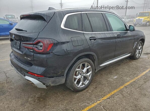 5UX43DP04R9W98822 2024 BMW X3 Черный Передняя правая четверть