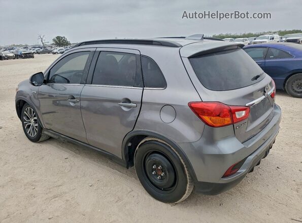 JA4AP4AW2JU002184 2018 MITSUBISHI OUTLANDER Серый Задняя правая четверть