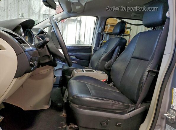 2C4RC1BG9GR294741 2016 CHRYSLER OTHER Серебряный Вид панели приборов