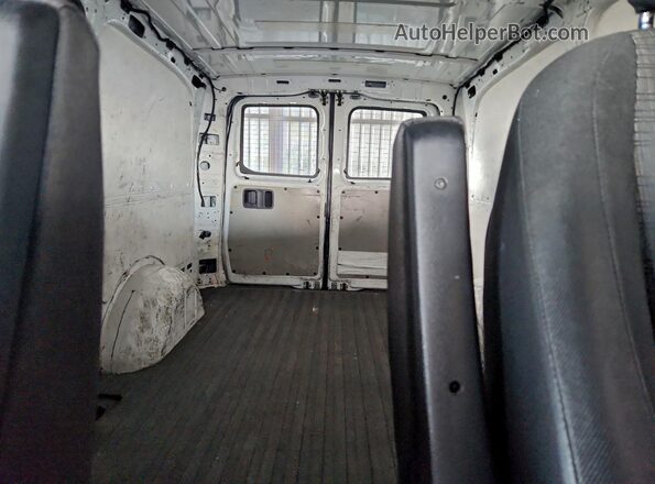 WD3PG2EA4G3132771 2016 MERCEDES-BENZ METRIS White Widok wnętrza z tyłu
