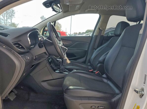 KL4CJASB9MB357938 2021 BUICK ENCORE Белый Вид панели приборов