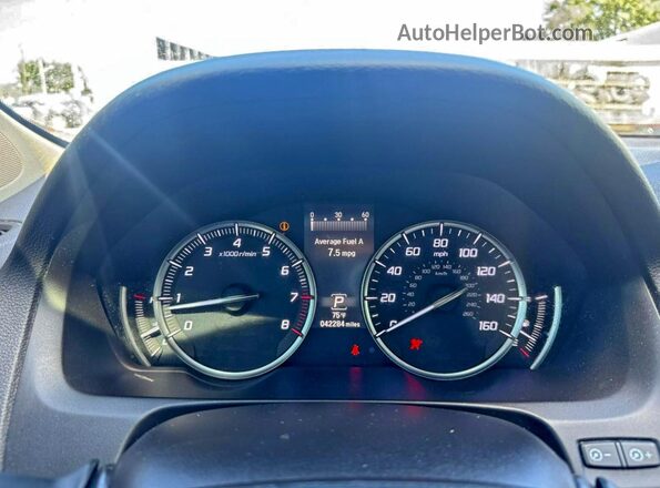 YV4A22PL0J1358055 2018 VOLVO XC90 Белый Вид панели приборов