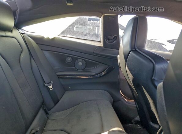 WBS3R9C51HK708829 2017 BMW M4 Черный Вид задней части салона