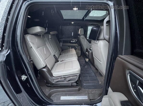 1GKS2GKD1MR310983 2021 GMC YUKON Синий Вид салона спереди