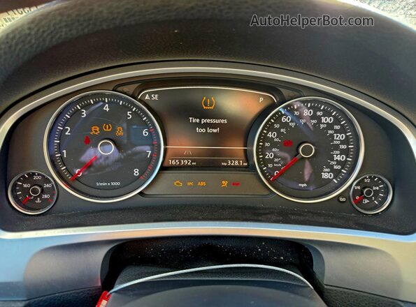 WVGEF9BP3GD005114 2016 VOLKSWAGEN TOUAREG Charcoal წინა პანელის ხედი