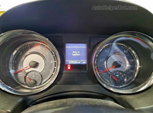 2C4RC1BG9GR294741 2016 CHRYSLER OTHER Серебряный Вид задних сидений