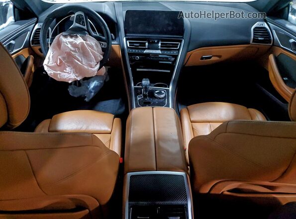 WBAGV8C01SCS40022 2025 BMW M8 Black Вид щитка приладів