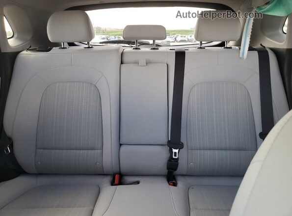 KM8K62AB5NU870437 2022 HYUNDAI KONA Серебряный Вид задней части салона