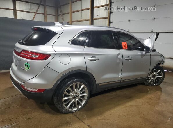5LMCJ3C95HUL16691 2017 LINCOLN MKC Серебряный Передняя правая четверть