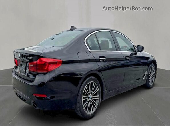 WBAJA7C50JWA74762 2018 BMW OTHER Черный Вид спереди