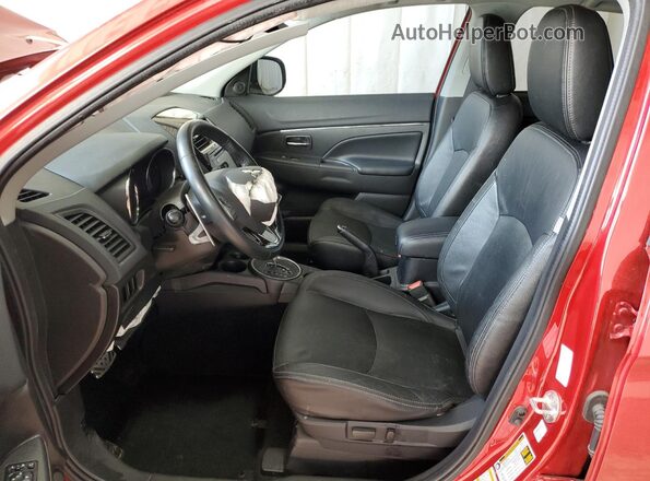 JA4AP4AW0HZ036654 2017 MITSUBISHI OUTLANDER Красный Вид панели приборов