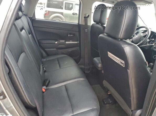 JA4AP4AW2JU002184 2018 MITSUBISHI OUTLANDER Серый Вид подкапотного пространства