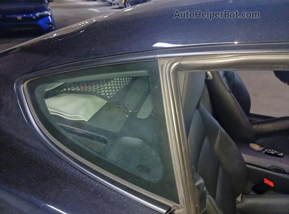 WP0AA2A86GK171223 2016 PORSCHE CAYMAN Черный Вид салона спереди
