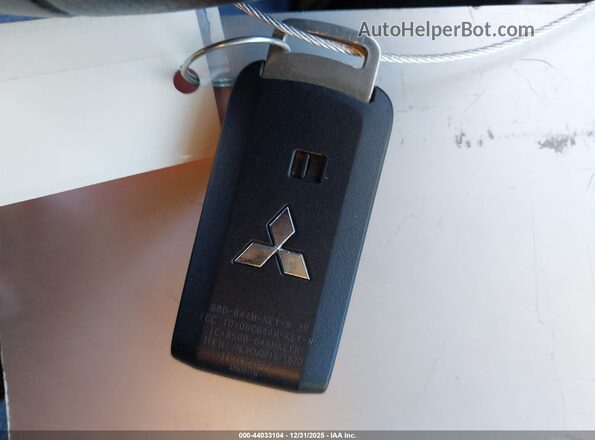 JA4AD3A37KZ007149 2019 MITSUBISHI OUTLANDER Белый Вид панели приборов