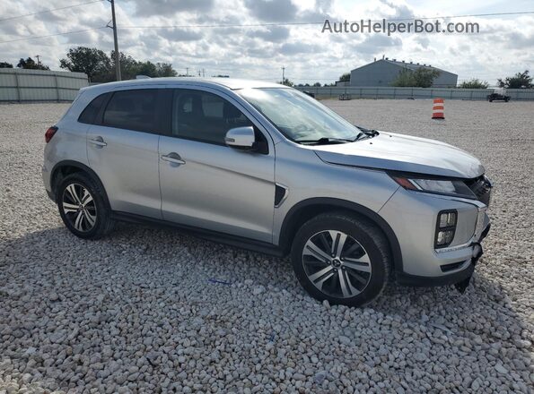 JA4AP4AU7LU022643 2020 MITSUBISHI OUTLANDER Серебряный Передняя правая четверть