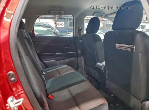 JA4AR3AW5HZ032085 2017 MITSUBISHI OUTLANDER Красный Вид задней части салона