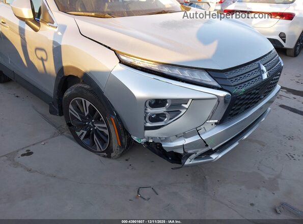 JA4ATWAA1SZ033264 2025 MITSUBISHI ECLIPSE CROSS Серебряный Вид спереди