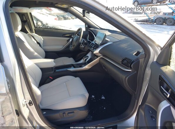 JA4ATWAAXTZ003133 2026 MITSUBISHI ECLIPSE CROSS Серебряный Вид салона спереди
