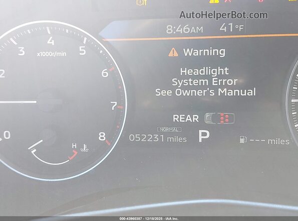 JA4J3UA82PZ030446 2023 MITSUBISHI OUTLANDER Silver 