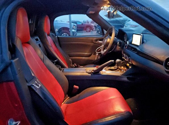 JC1NFAEK7H0118933 2017 FIAT 124 Red Widok tylnych siedzeń