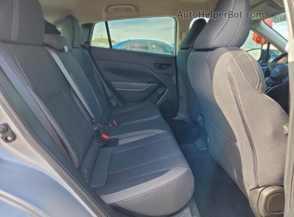 JF1GUABC7S8292529 2025 SUBARU IMPREZA Silver Widok tylnych siedzeń
