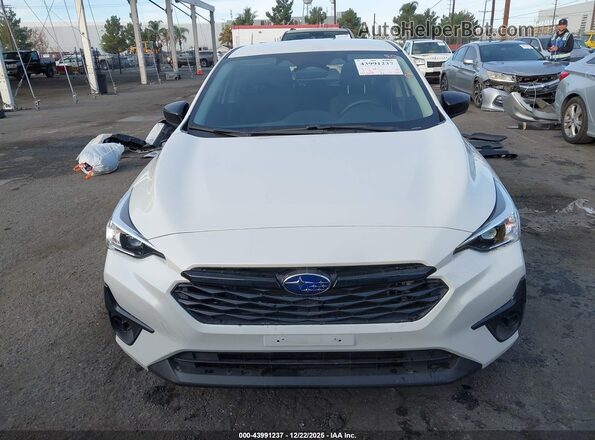 JF1GUABC8S8284746 2025 SUBARU IMPREZA Белый Вид задней части салона