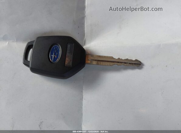 JF1GUABC8S8284746 2025 SUBARU IMPREZA Белый Вид панели приборов