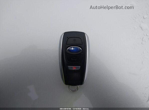 JF1GUHJC5R8250476 2024 SUBARU IMPREZA Серый Вид панели приборов