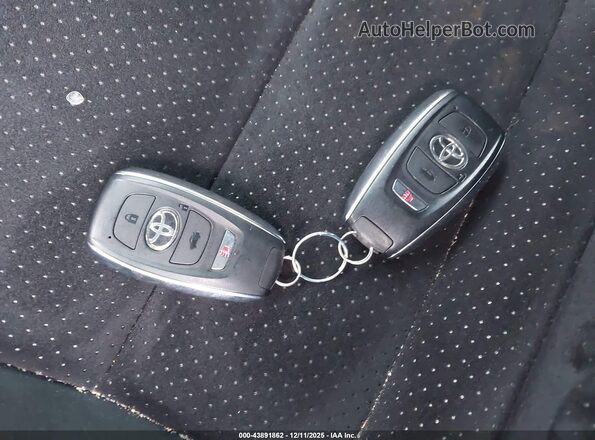 JF1ZNBE11P9757281 2023 TOYOTA GR86 Красный Вид панели приборов