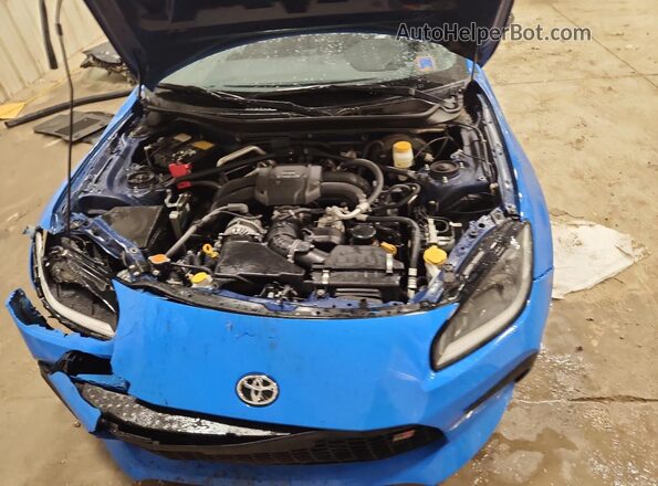 JF1ZNBE12R9754635 2024 TOYOTA GR Синий Вид задней части салона