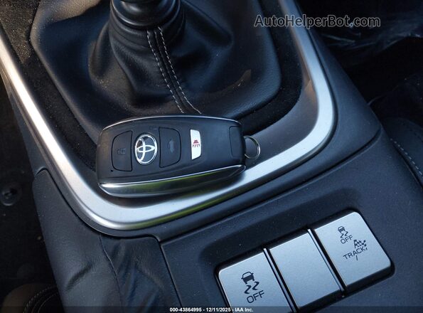 JF1ZNBE13P9763535 2023 TOYOTA GR86 Gray Вид панелі приладів