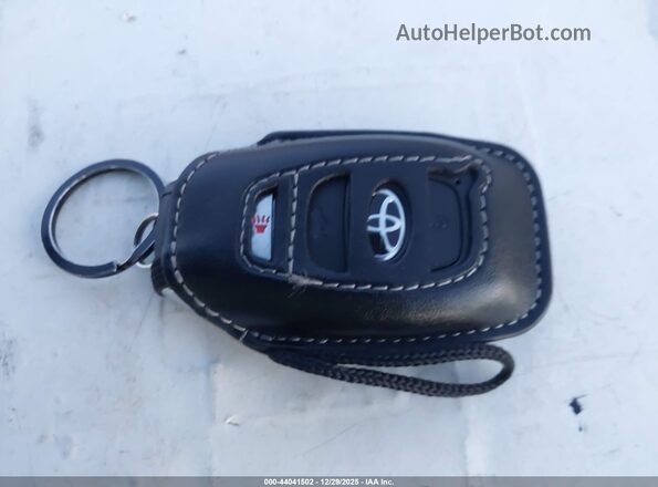 JF1ZNBE17R9755148 2024 TOYOTA GR86 Серый Вид панели приборов