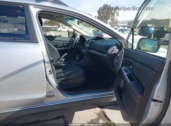 JF2GPBLC3GH223044 2016 SUBARU CROSSTREK HYBRID Light Blue Вид салону спереду