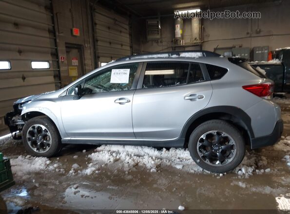 JF2GTABC2PH212821 2023 SUBARU CROSSTREK Silver Widok wnętrza 360 stopni