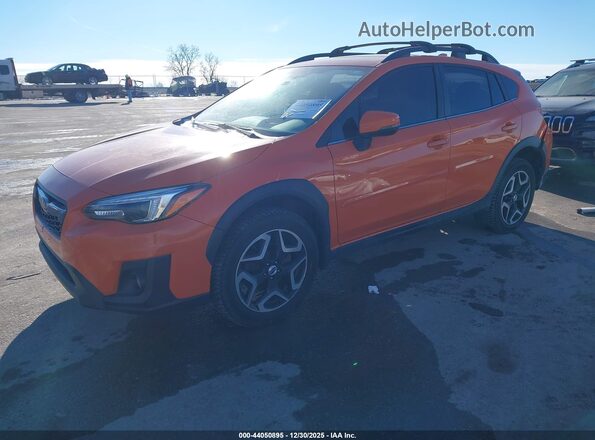 JF2GTAMC4JH346489 2018 SUBARU CROSSTREK Оранжевый Передняя левая четверть