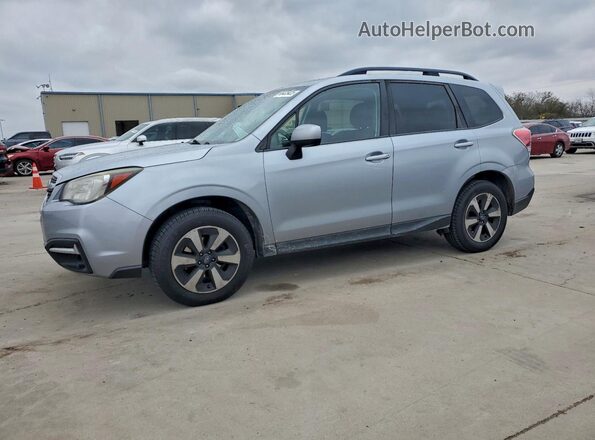 JF2SJADC9HH496382 2017 SUBARU FORESTER 2.5 Серебряный Передняя левая четверть