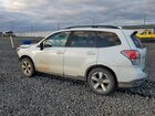 2018 Subaru Forester 2.5i Touring Белый vin: JF2SJAWC7JH499137