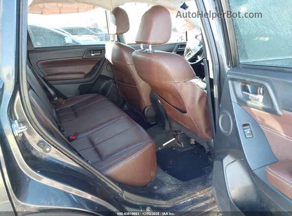 JF2SJAWC9JH565591 2018 SUBARU FORESTER 2.5I TO Серый Вид наклейки с VIN-кодом
