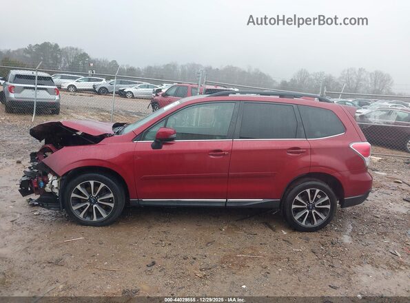 JF2SJGTC0HH447401 2017 SUBARU FORESTER2. Красный 