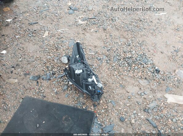 JF2SJGTC0HH447401 2017 SUBARU FORESTER2. Красный Вид щитка приборов