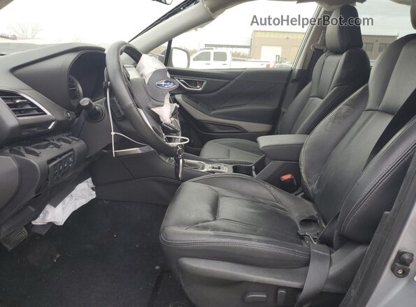 JF2SKALC2RH409597 2024 SUBARU FORESTER Серебряный Вид салона спереди