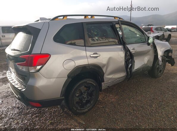 JF2SKAMC2NH435660 2022 SUBARU FORESTER Silver Задня права чверть