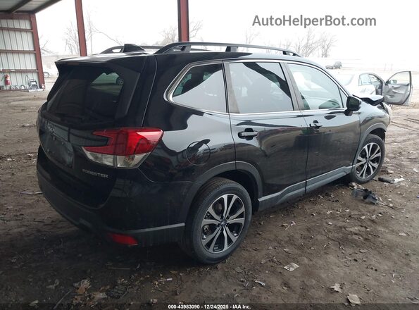 JF2SKAPC5PH413697 2023 SUBARU FORESTER Черный Задняя правая четверть
