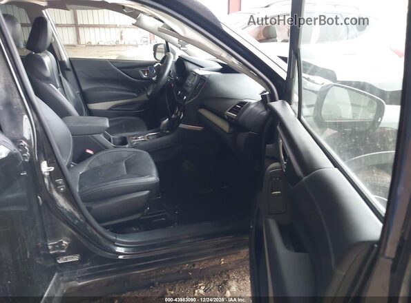 JF2SKAPC5PH413697 2023 SUBARU FORESTER Черный Вид салона спереди