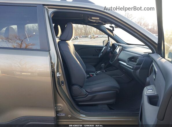 JF2SLSED5SH414842 2025 SUBARU FORESTER Green წინა სალონის ხედი